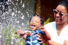 Ni&ntilde;as y ni&ntilde;os de Cali celebran con juego el D&iacute;a de la Ni&ntilde;ez y la Recreaci&oacute;n