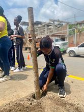 Estudiantes fueron protagonistas en recuperaci&oacute;n de punto impactado por residuos