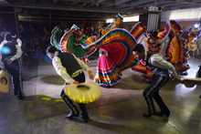 Las Comunas 13, 14, 15 y 21 bailaron al son de M&eacute;xico y Estonia