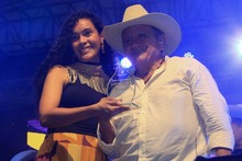 Entre mambo, zamba y m&uacute;sica llanera el p&uacute;blico goz&oacute; en el Bulevar del R&iacute;o