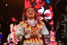 Entre mambo, zamba y m&uacute;sica llanera el p&uacute;blico goz&oacute; en el Bulevar del R&iacute;o