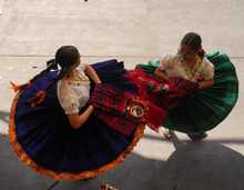 Padre e hija ecuatorianos, por primera vez le danzan a Cali con su coraz&oacute;n 