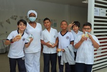 &ldquo;La comida ha mejorado a&ntilde;o tras a&ntilde;o&rdquo;: Diana Betancourt, manipuladora de alimentos