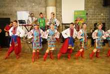 Ucrania hizo macht en Nuevo Latir 