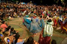 Culturas ind&iacute;gena, mexicana y ecuatoriana se integraron en la Loma de la Cruz