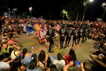 Culturas ind&iacute;gena, mexicana y ecuatoriana se integraron en la Loma de la Cruz