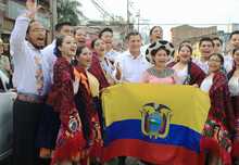Un desfile multicultural con coraz&oacute;n de &lsquo;folcloreada&rsquo;