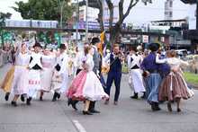 La calle quinta se llen&oacute; de Cultura Popular 