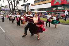 La calle quinta se llen&oacute; de Cultura Popular 