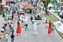 Cali vivi&oacute; un desfile lleno de cultura, tradiciones populares y mucho amor
