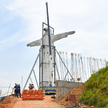 El Cristo de Cali se sostendr&aacute; solo: Secretar&iacute;a de Vivienda retir&oacute; estructura met&aacute;lica de apoyo
