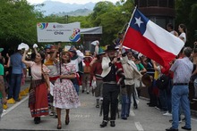 Grupo Chamal de Chile se luci&oacute; en desfile del &lsquo;Encuentro Mundial de las Culturas Populares&rsquo;