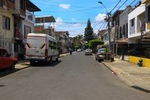 En la comuna 12 se construyen v&iacute;as con &lsquo;Obras de Coraz&oacute;n&rsquo;