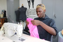Estudiantes de &lsquo;Todas y Todos a Estudiar&rsquo; expondr&aacute;n sus creaciones en &lsquo;Cali Distrito Moda&rsquo;