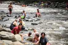 Los cale&ntilde;os aman al r&iacute;o Pance porque les da bienestar y salud