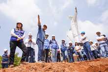 Alcalde de Cali inspeccion&oacute; la obra del Proyecto Integral de Cristo Rey