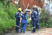 Deslizamiento de vivienda en la comuna 20 fue atendido por Gesti&oacute;n del Riesgo de Cali