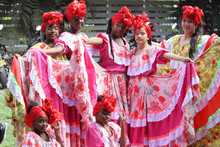Ni&ntilde;as y ni&ntilde;os de la UTS Potrero Grande rindieron homenaje a las madres