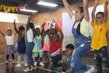 Ni&ntilde;as y ni&ntilde;os de la UTS Potrero Grande rindieron homenaje a las madres