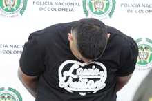 Capturado falso guarda de tr&aacute;nsito que extorsionaba a los conductores en Cali