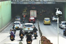 Dagma hace mediciones de presi&oacute;n ac&uacute;stica en &lsquo;t&uacute;nel mundialista&rsquo;