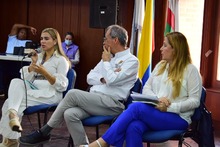 &iexcl;A respetar, cuidar y proteger a los mayores!