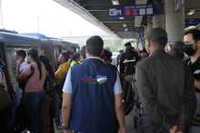 Alcald&iacute;a vela por la tranquilidad de los cale&ntilde;os en las estaciones del MIO 