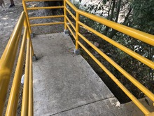 Entregan dos nuevos puentes peatonales para privilegiar al peat&oacute;n en Cali