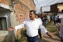 Autoridades realizan operativos de recuperaci&oacute;n del espacio p&uacute;blico en la comuna 15