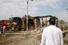 Autoridades realizan operativos de recuperaci&oacute;n del espacio p&uacute;blico en la comuna 15