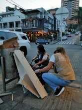 Tres establecimientos sancionados en Granada por impactar con residuos el espacio p&uacute;blico