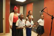 Un Laboratorio de Innovaci&oacute;n Digital llen&oacute; de ilusi&oacute;n a los ni&ntilde;os de la comuna 15