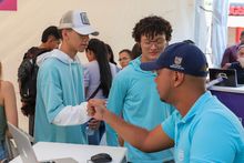 &ldquo;Cuando se aprende un nuevo idioma se enriquece el proyecto de vida&rdquo;: estudiante del Crist&oacute;bal Col&oacute;n