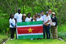 Delegaci&oacute;n del gobierno de Surinam conoci&oacute; &lsquo;Coraz&oacute;n de Pance&rsquo; y experiencia de Pago por Servicios Ambientales