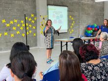 Escuela de Padres brinda pautas para la crianza responsable