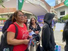 Muchos sue&ntilde;os est&aacute;n presentes en las filas para inscripciones a Todos y Todas a Estudiar Ingl&eacute;s 