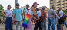 Cali vivi&oacute; la antesala de la fiesta del orgullo LGBTIQ+ en la Plazoleta Jairo Varela