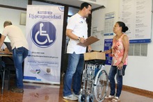 Entregadas 352 sillas de ruedas a personas con discapacidad