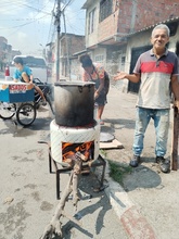 &lsquo;Sancochada para la Paz&rsquo; lleg&oacute; al barrio El Vergel