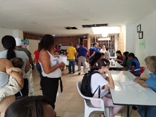 &lsquo;Sancochada para la Paz&rsquo; lleg&oacute; al barrio El Vergel