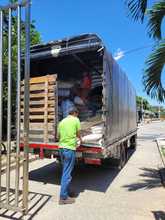 Contin&uacute;a entrega de insumos y materiales a huertas comunitarias de Cali