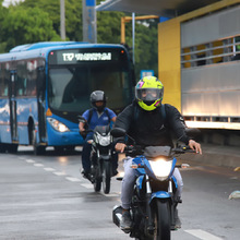 En 2023, en Cali se han impuesto 4.736 comparendos por invasi&oacute;n al carril exclusivo del MIO