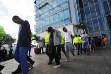 Autoridades desarticularon banda criminal dedicada al microtr&aacute;fico en entornos escolares de Cali