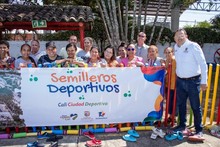 Masivo programa de nataci&oacute;n proyecta la formaci&oacute;n de m&aacute;s de 1000 ni&ntilde;os en los barrios de Cali