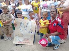 Ni&ntilde;as y ni&ntilde;os de La Estrella caminaron pidiendo paz para sus territorios