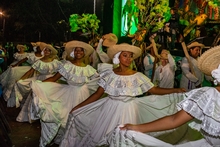 IPC danza en &lsquo;Petronio&rsquo; con su &lsquo;Mano e&rsquo; Currulao&rsquo;