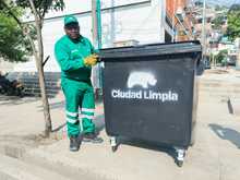 Inici&oacute; plan especial de limpieza para el &lsquo;Petronio &Aacute;lvarez&rsquo; 