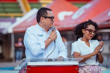 Inaugurado oficialmente el Torneo Internacional de Nataci&oacute;n Delf&iacute;n de Oro