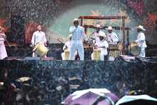 A ritmo de chirim&iacute;a, marimba y ritmos internacionales, avanza el Petronio