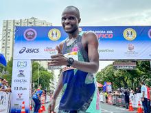 Atletas africanos volvieron a triunfar y bajaron los tiempos en la II Carrera del Pac&iacute;fico   